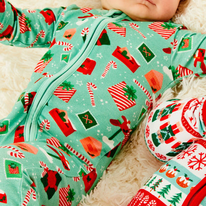 Soft & Stretchy Zipper Footie - Santa Mail